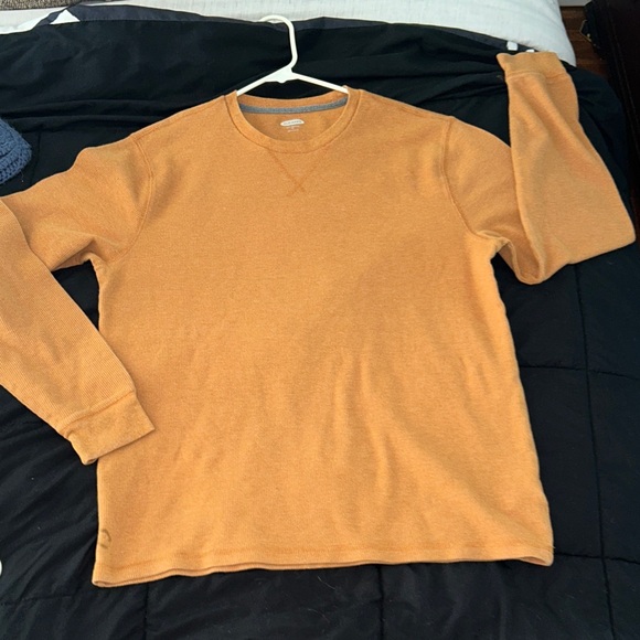 Old Navy Men's Crewneck Sweater in Warm Orange - Picture 1 of 5